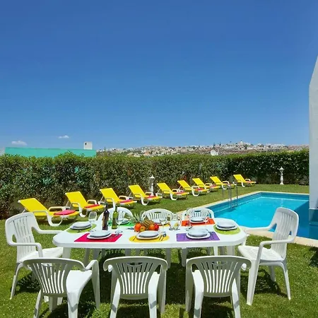 Вілла Marina -bbq, Pool & Garden- By Seareen *